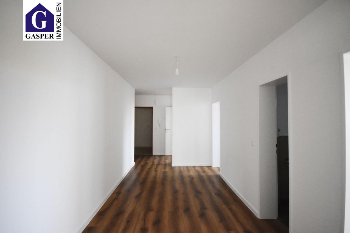 Komplett hochwertig renovierte 3,5-Zimmer-Eigentumswohnung in Rüsselsheim